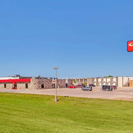 Econo Lodge Inn & Suites Brookings Buitenkant foto