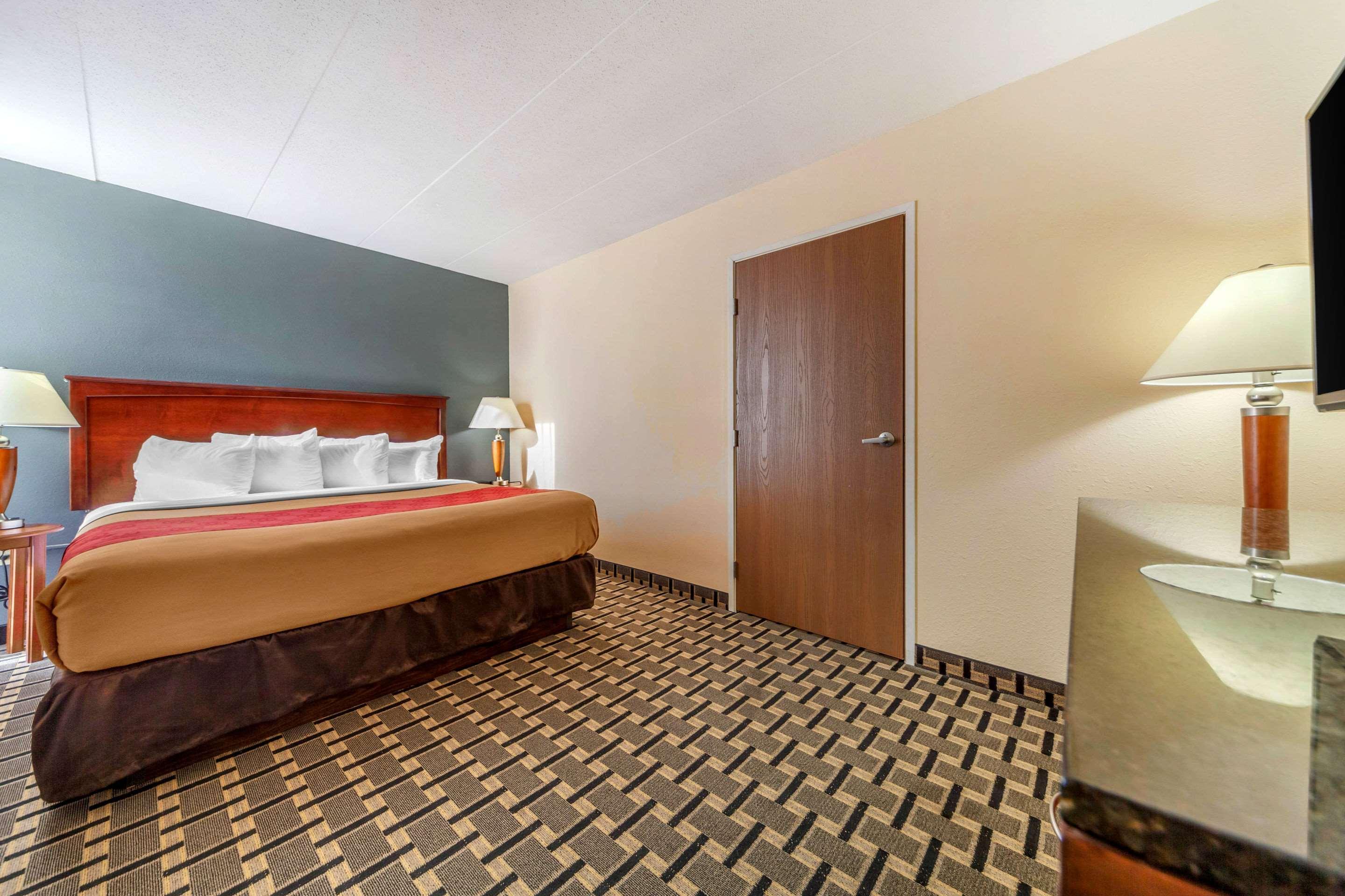 Econo Lodge Inn & Suites Brookings Buitenkant foto