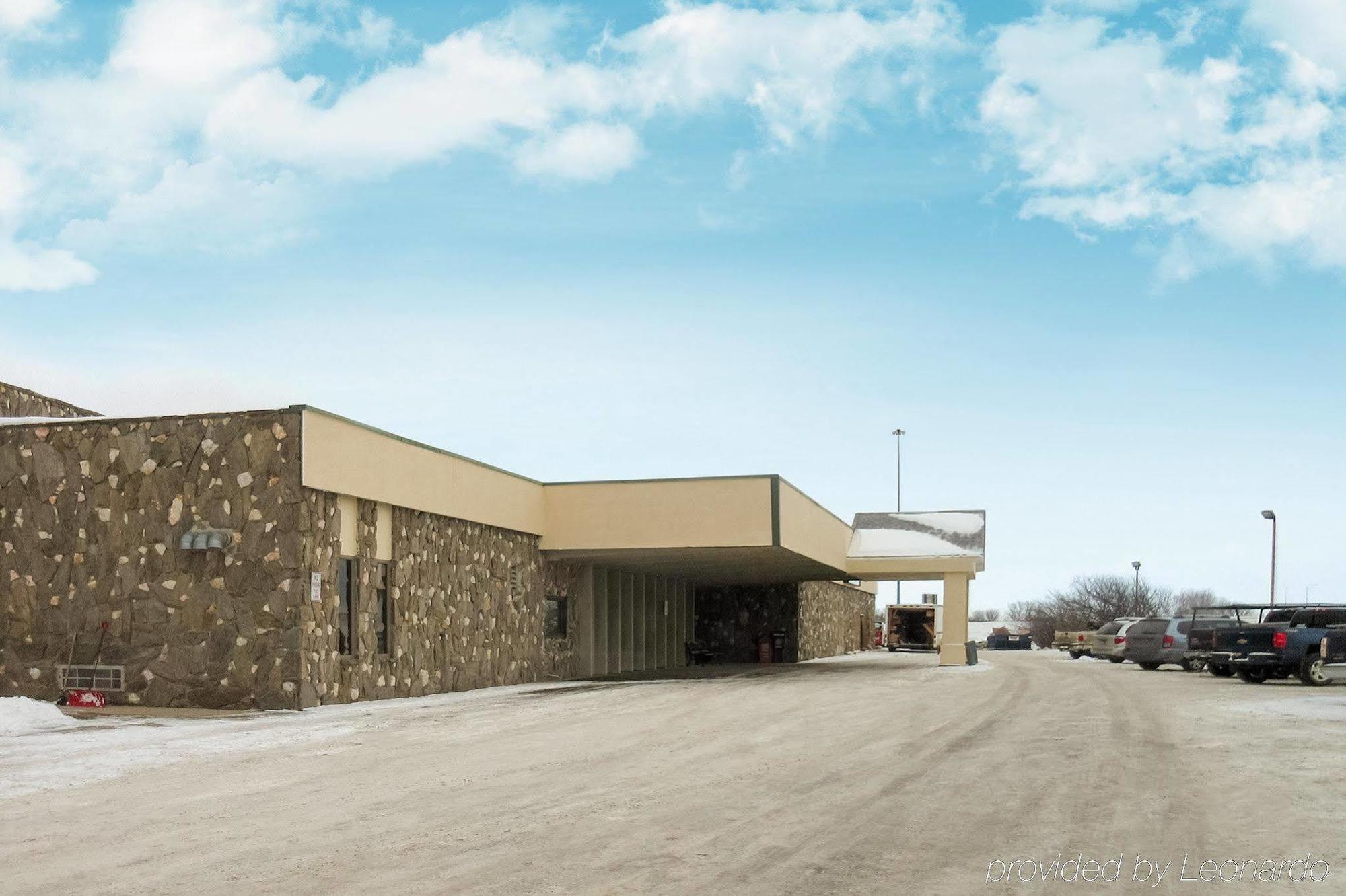 Econo Lodge Inn & Suites Brookings Buitenkant foto