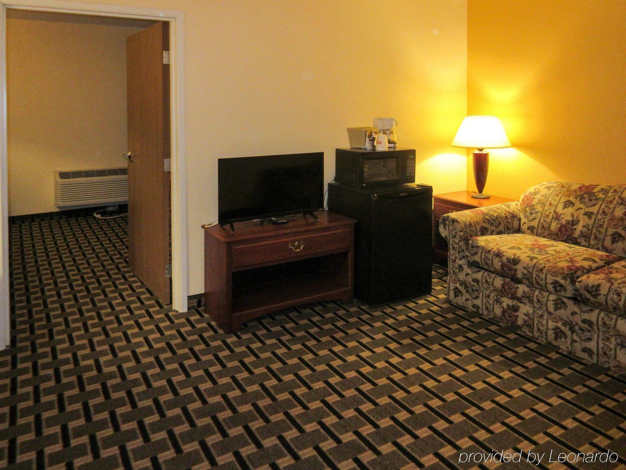 Econo Lodge Inn & Suites Brookings Buitenkant foto
