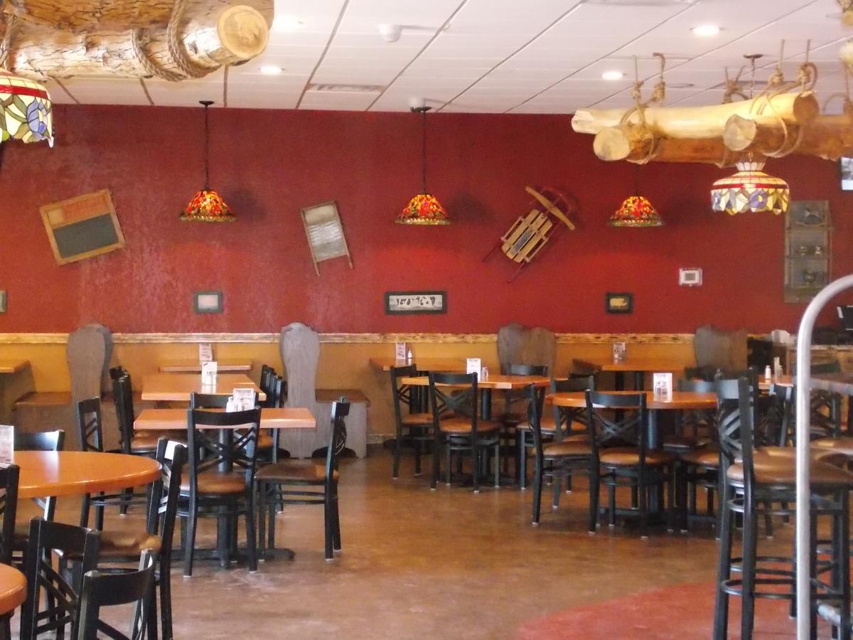 Econo Lodge Inn & Suites Brookings Buitenkant foto