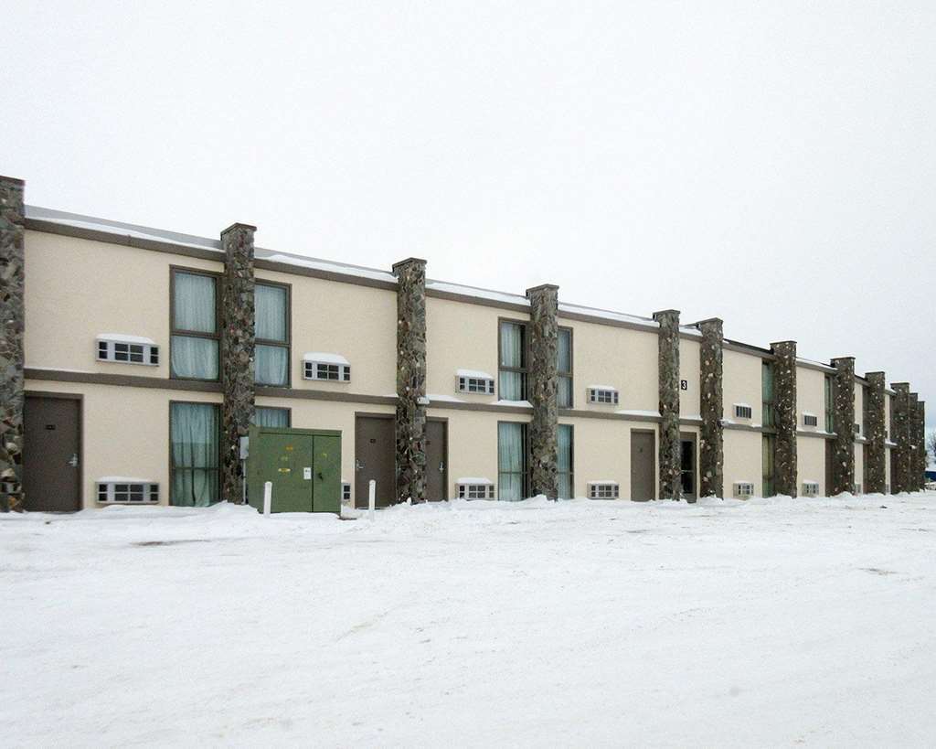 Econo Lodge Inn & Suites Brookings Buitenkant foto